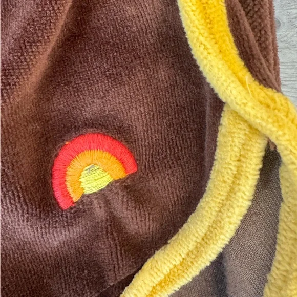 Stoned Immaculate Brown Yellow Gym Shorts Size XS Retro - Picture 2 of 8